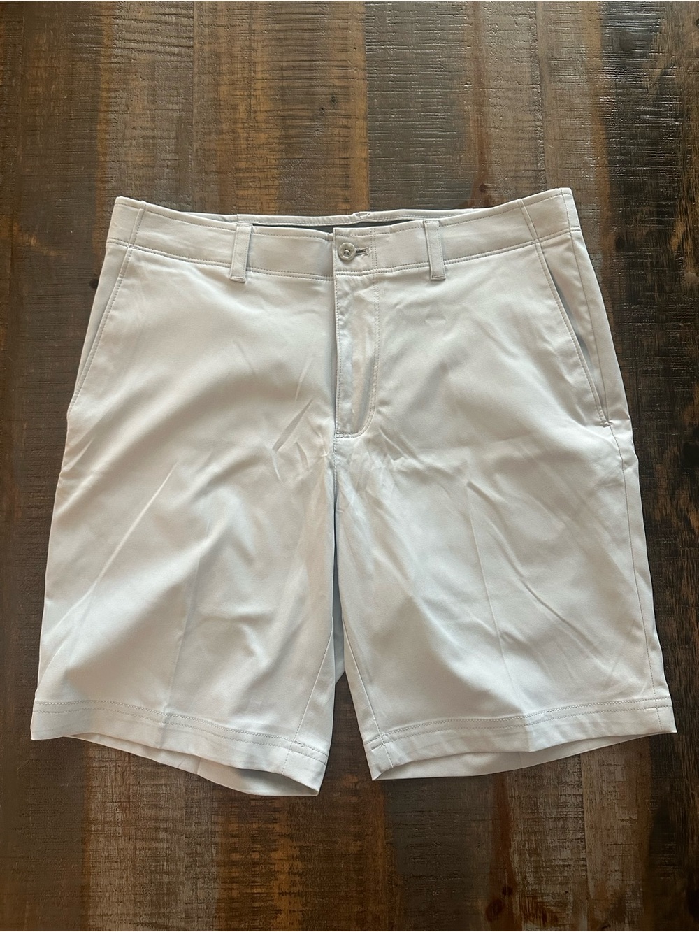 Men's White Golf Shorts